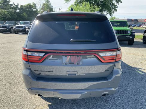 Used 2024 Dodge Durango GT AWD/4WD image 9