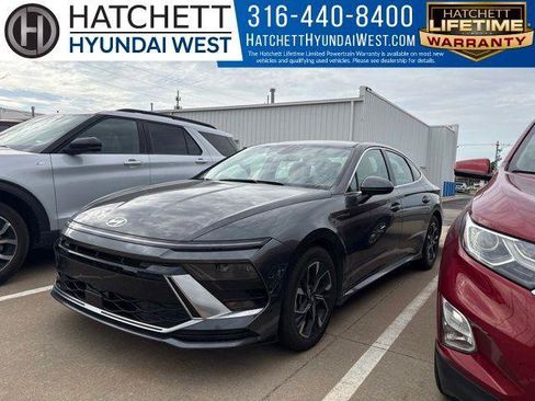 Certified 2025 Hyundai Sonata SEL FWD image 1
