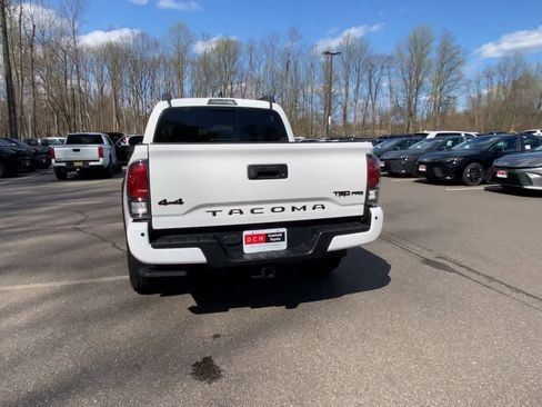 Certified 2021 Toyota Tacoma TRD Pro AWD/4WD image 9