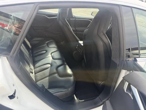 Used 2014 Tesla Model S 60 image 17