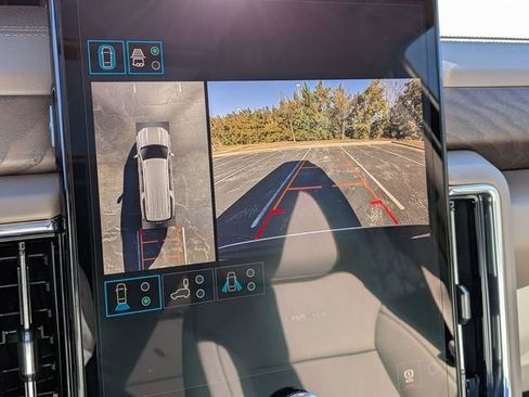 New 2026 GMC Yukon XL Denali w/ Sun & Power Step Package image 22