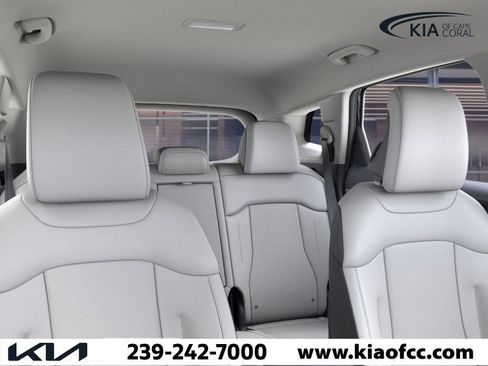 New 2025 Kia Sportage EX image 27