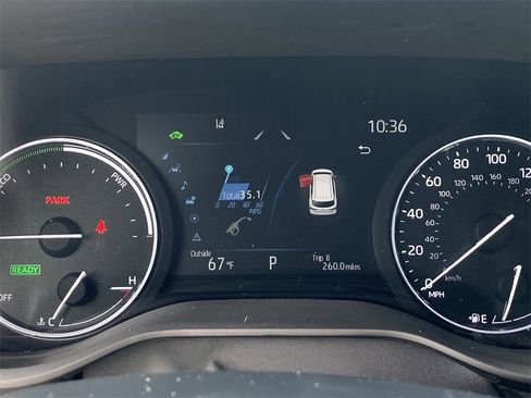 Certified 2024 Toyota Sienna Limited image 32