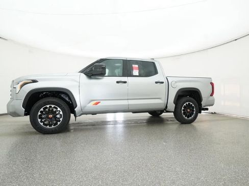New 2026 Toyota Tundra SR5 AWD/4WD image 18