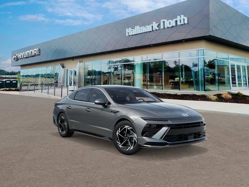 New 2026 Hyundai Sonata SEL FWD image 2