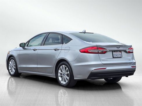Used 2020 Ford Fusion SEL image 6