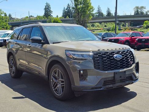 New 2026 Ford Explorer ST w/ Sun And Sound Package AWD/4WD image 8