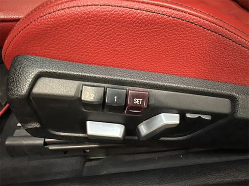 Used 2017 BMW 430i xDrive Convertible image 10