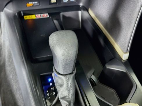 Used 2025 Toyota Camry LE w/ Convenience Package FWD image 25