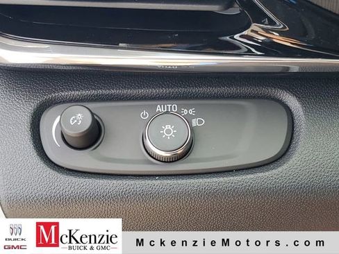 New 2026 Buick Envista Sport Touring w/ Convenience I Package FWD image 19