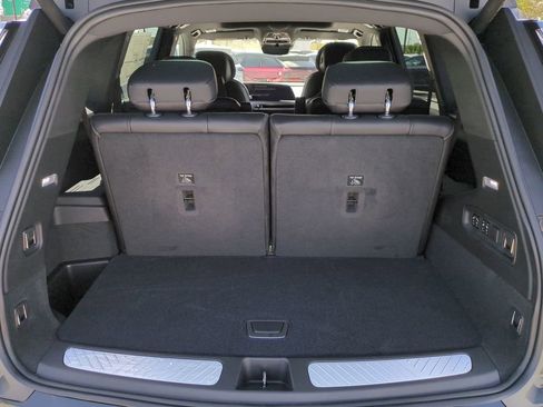 New 2026 Cadillac Vistiq Sport w/ LPO, Floor Liner Package AWD/4WD image 12