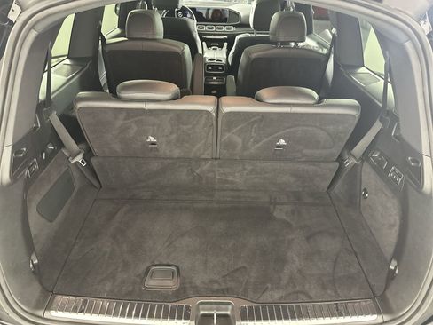 Used 2024 Mercedes-Benz GLS 450 4MATIC image 25
