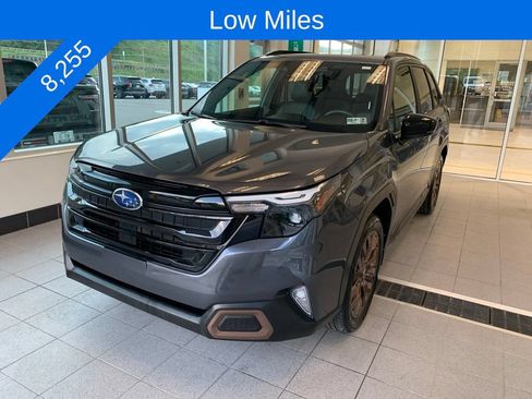 Used 2025 Subaru Forester Sport AWD/4WD image 2