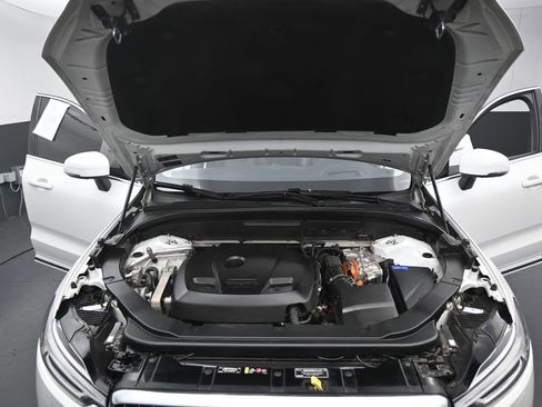 Used 2019 Volvo XC60 T8 Inscription w/ Advanced Package image 38