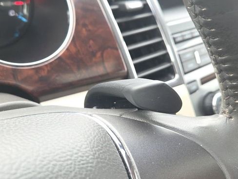 Used 2012 Ford Taurus Limited image 42