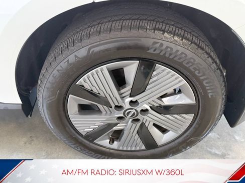 Used 2025 Nissan Murano SL AWD/4WD image 3