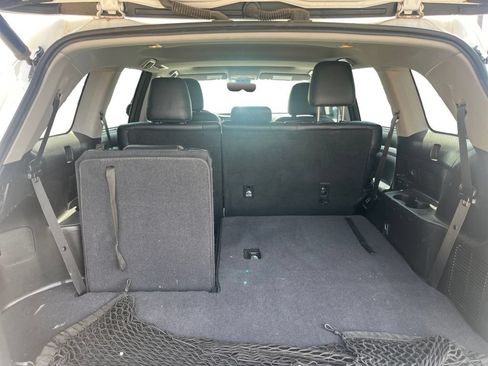 Used 2018 Toyota Highlander XLE FWD image 10