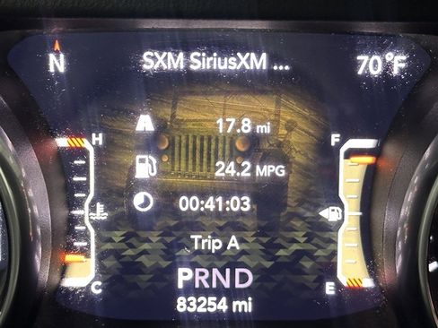 Used 2020 Jeep Wrangler Unlimited Sahara AWD/4WD image 26