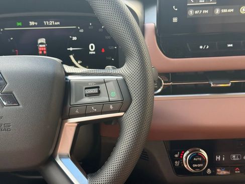 New 2026 Mitsubishi Outlander SEL AWD/4WD image 11