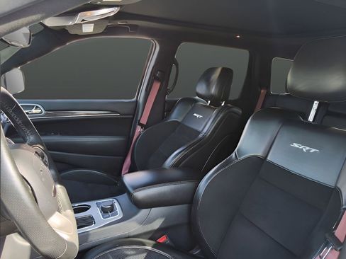 Used 2019 Jeep Grand Cherokee SRT AWD/4WD image 13