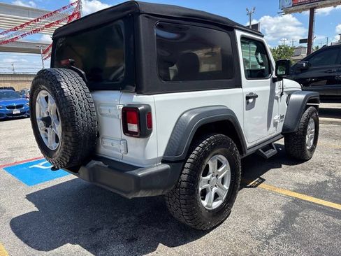 Used 2020 Jeep Wrangler Sport AWD/4WD image 6