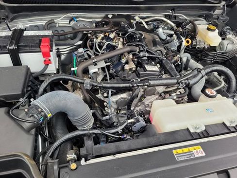 Used 2024 Toyota Tacoma SR5 image 19