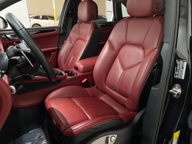 Used 2024 Porsche Macan S AWD/4WD image 67