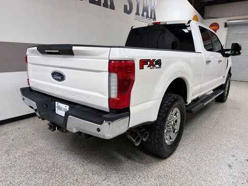Used 2019 Ford F250 Lariat w/ Lariat Ultimate Package AWD/4WD image 36