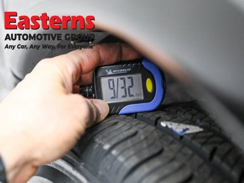 Used 2020 Mitsubishi Outlander SEL image 27