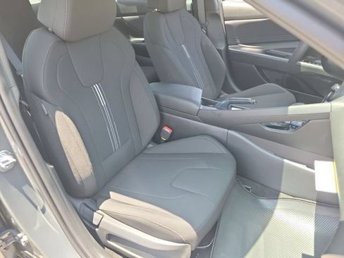 New 2026 Hyundai Elantra Sport FWD image 21