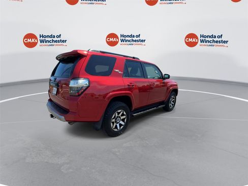 Used 2019 Toyota 4Runner TRD Off-Road AWD/4WD image 11
