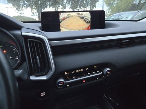 Used 2023 MAZDA CX-50 2.5 S w/ Preferred Plus Pkg image 17