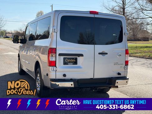 Used 2017 Nissan NV 3500 SL RWD image 10