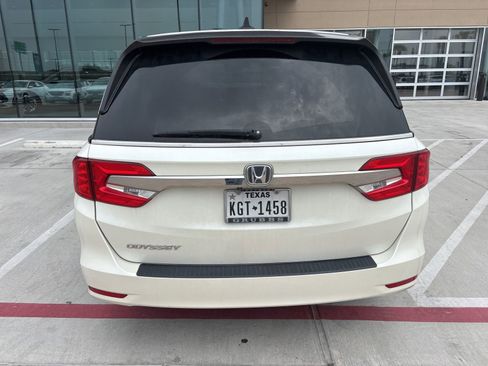 Used 2018 Honda Odyssey EX-L image 12