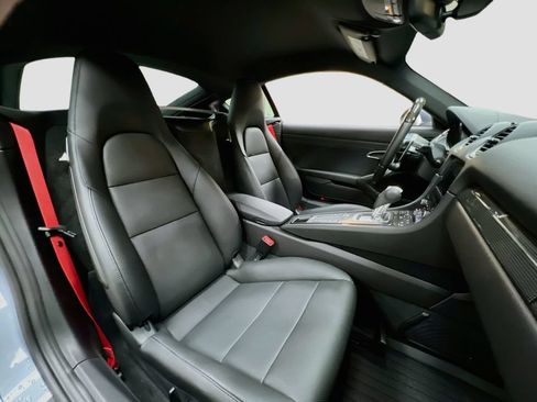 Certified 2025 Porsche 718 Cayman RWD image 27