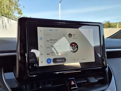 Certified 2024 Toyota Corolla SE w/ SE Premium Package image 8