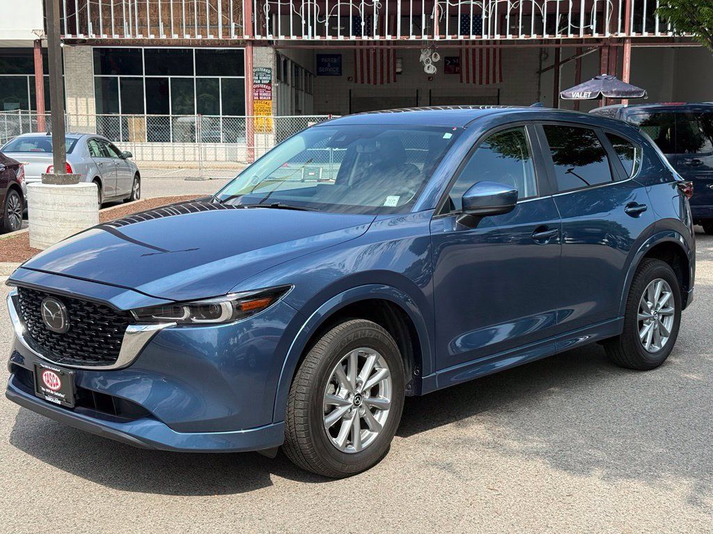 Certified 2024 MAZDA CX-5 AWD 2.5 S w/ Preferred Package image 4