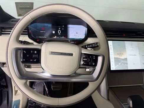 New 2026 Land Rover Range Rover SE image 17