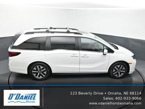 Used 2025 Honda Odyssey EX-L image 19