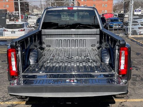 Used 2024 Ford F350 XLT AWD/4WD image 25