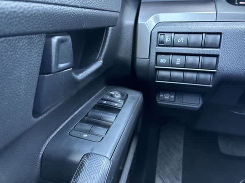 Used 2024 Toyota Tacoma SR5 image 39