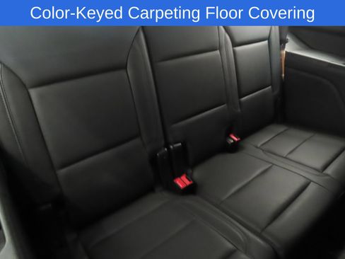 Used 2022 Chevrolet Tahoe Z71 w/ Luxury Package AWD/4WD image 24