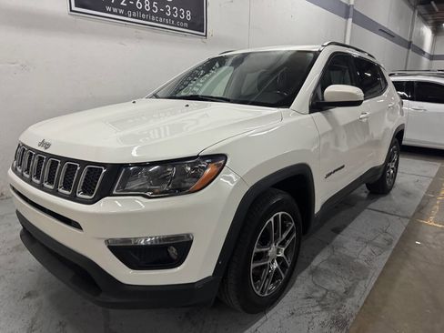 Used 2019 Jeep Compass Latitude w/ Popular Equipment Group image 3