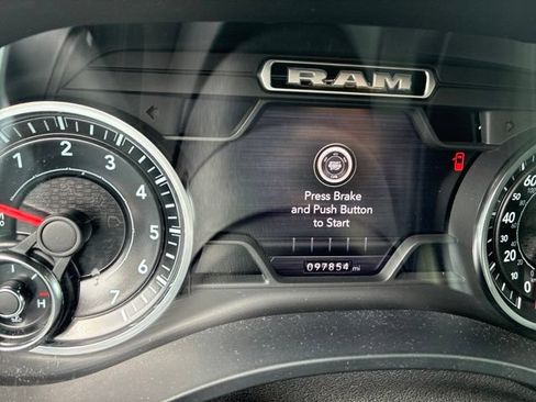 Used 2021 RAM 1500 Big Horn AWD/4WD image 21