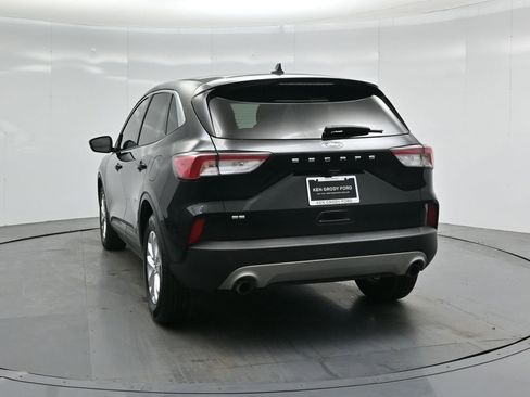 Certified 2022 Ford Escape SE image 26