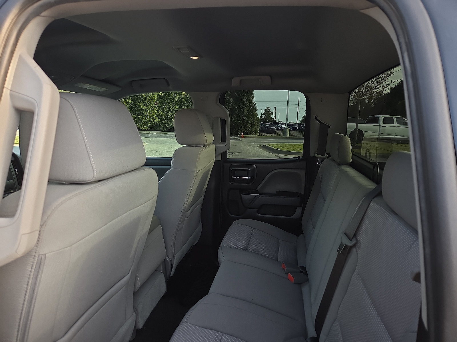 Used 2019 Chevrolet Silverado 1500 Custom w/ Custom Convenience Package RWD image 10