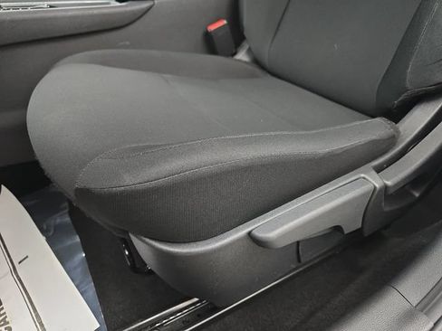 Used 2025 Nissan Sentra S FWD image 28