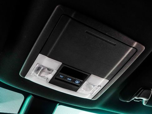 Used 2017 Ford Explorer Limited w/ Equipment Group 301A image 40