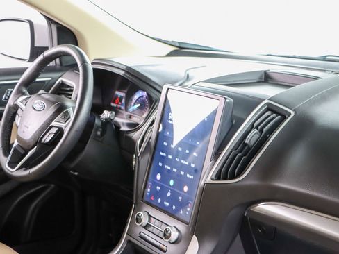 Used 2022 Ford Edge SEL w/ Convenience Package AWD/4WD image 25
