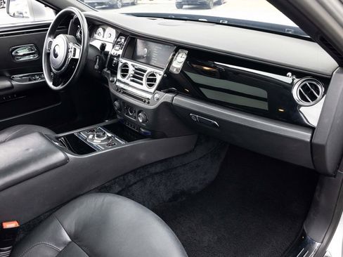 Used 2013 Rolls-Royce Ghost image 70